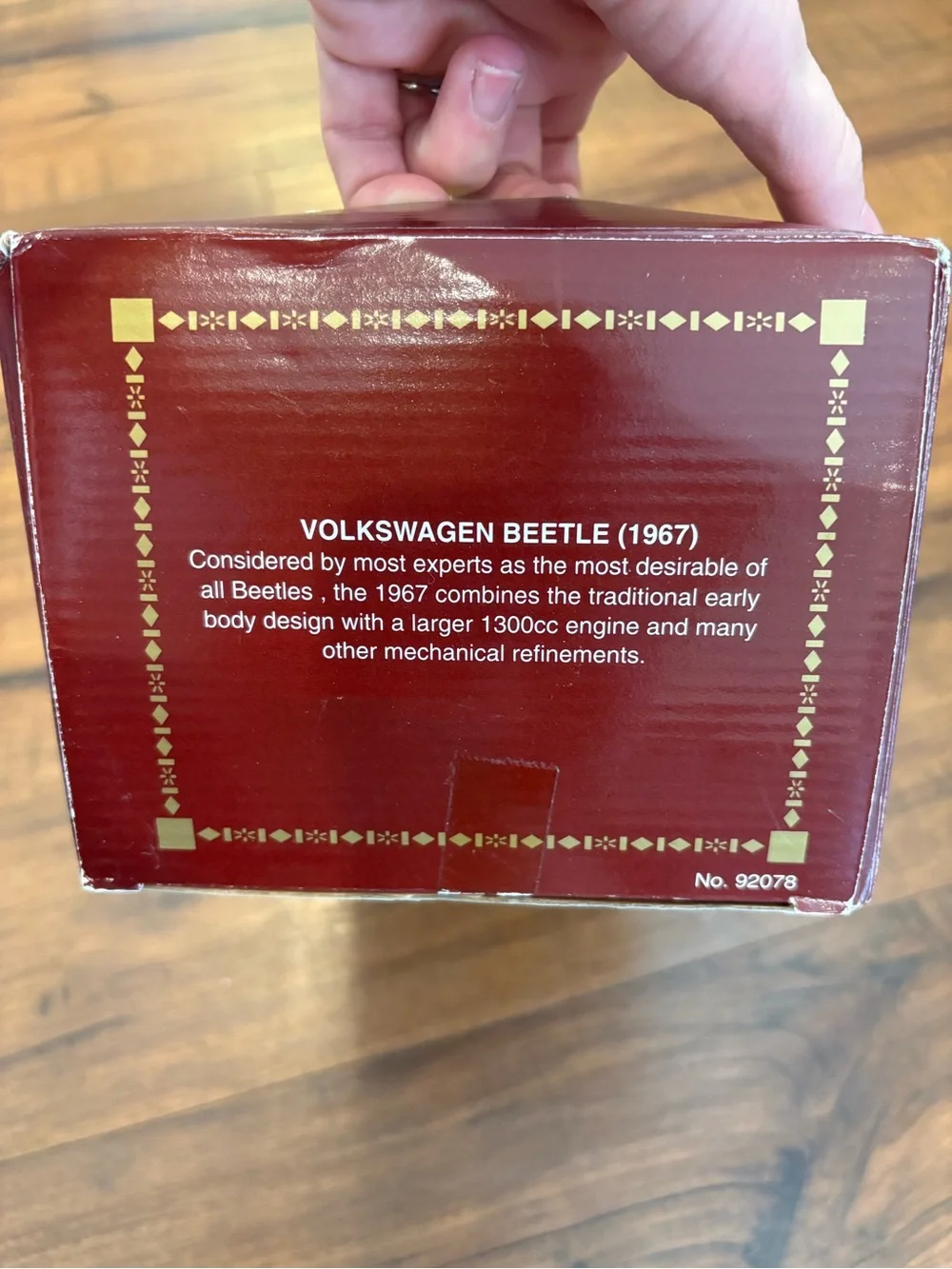 Road Legends 1967 Volkswagen Beetle Yellow 1:18 Diecast Model Car Yat Ming NIB